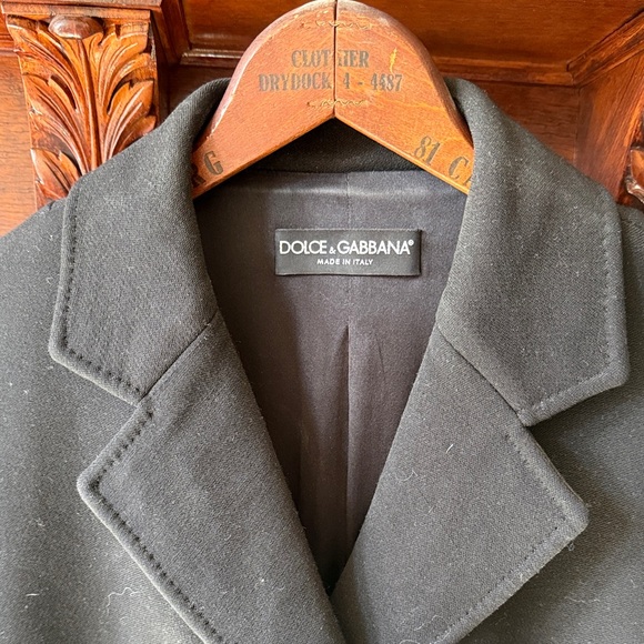 Dolce & Gabbana Elegant Black Blazer - Picture 2 of 7